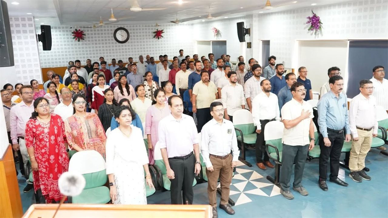 JNARDDC ने 7 नवंबर 2025 को वंदे मातरम् के ऐतिहासिक 150 वर्ष पूरे होने का उत्सव देशभक्ति और राष्ट्रीय गर्व के साथ मनाया।