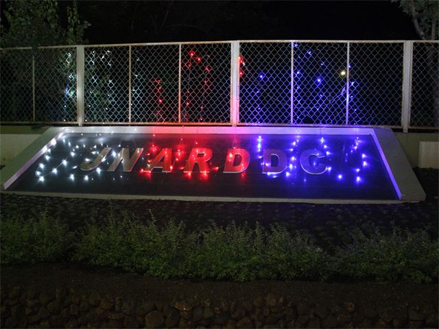 23