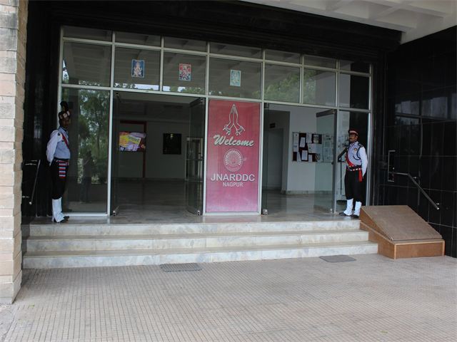 h16